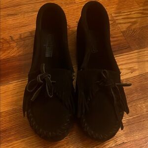 Classic Black Moccasins with Fringe Detail